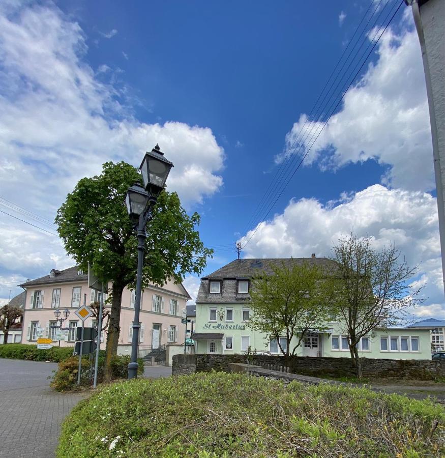 Hotel St. Hubertus Wallmerod ภายนอก รูปภาพ