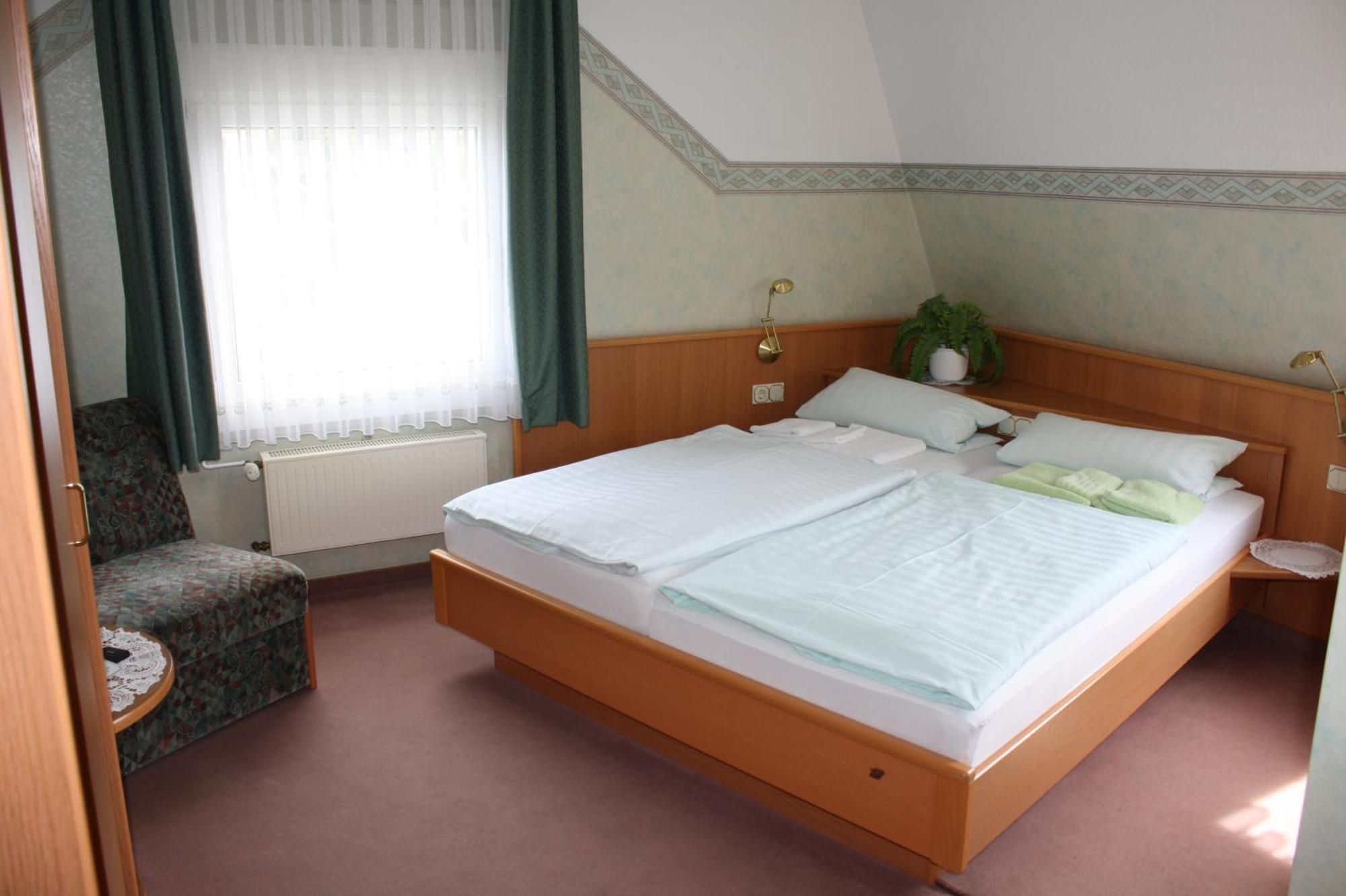 Hotel St. Hubertus Wallmerod ภายนอก รูปภาพ
