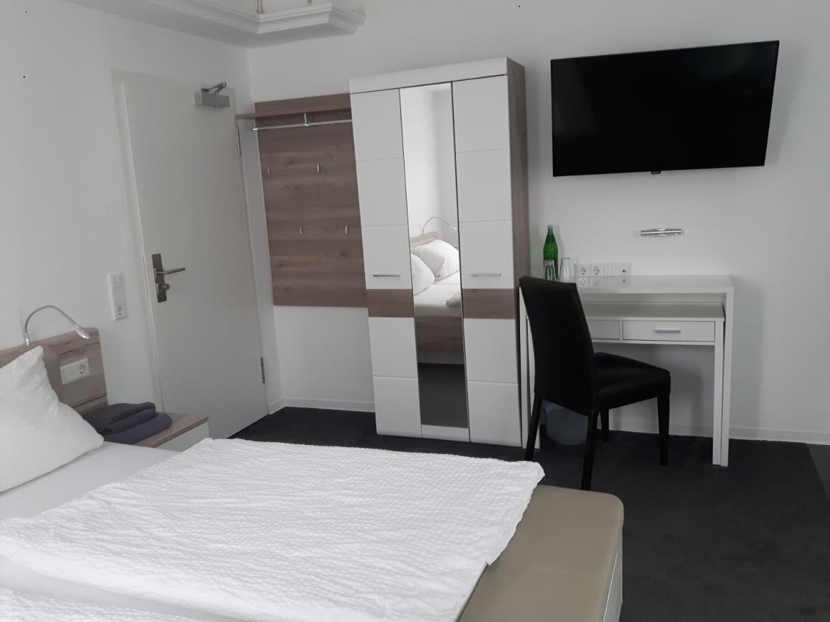 Hotel St. Hubertus Wallmerod ภายนอก รูปภาพ