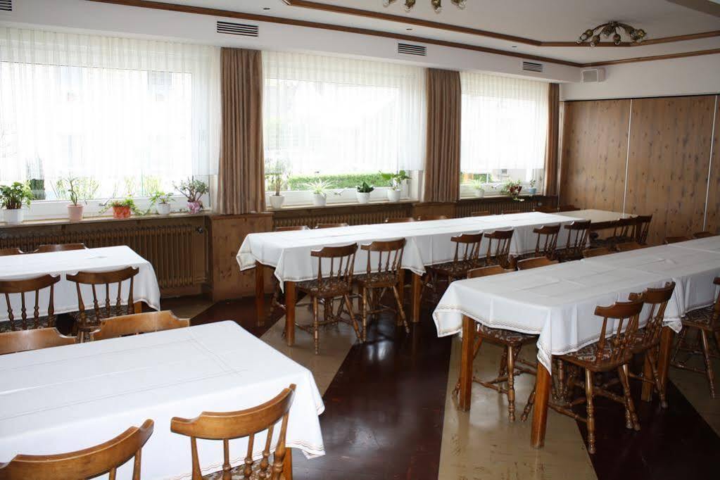 Hotel St. Hubertus Wallmerod ภายนอก รูปภาพ