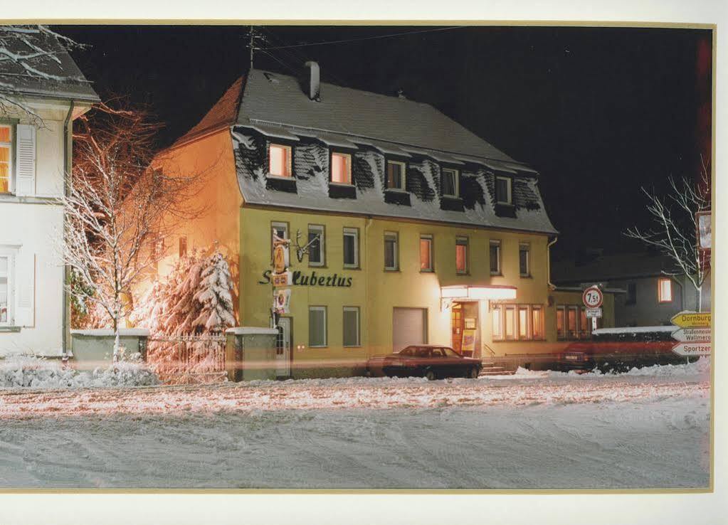 Hotel St. Hubertus Wallmerod ภายนอก รูปภาพ